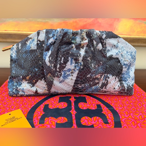 Tory Burch Steffi Clutch Wally Combo $350 Retail